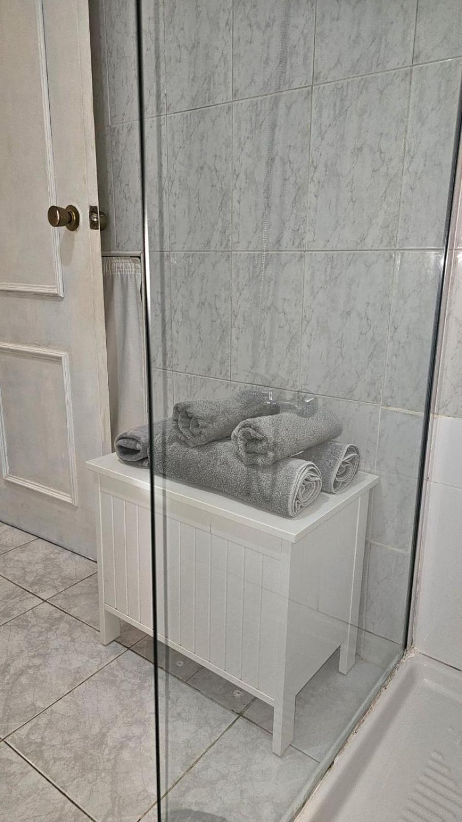Ideal Holiday Apartment One Bedroom City Center Malaga Exterior photo